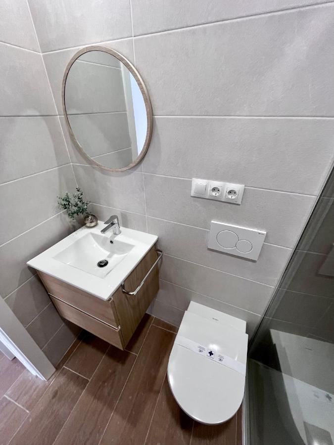 Gatu Premium Villa Flamenca , Preferente Mayores De 25 Anos Y Familias Cadiz Exterior photo